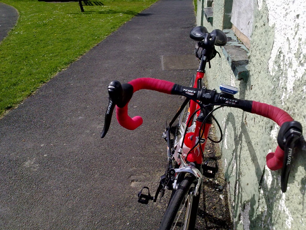 My trusty first road bike - cycled 8000km on this bike in 3 yrs